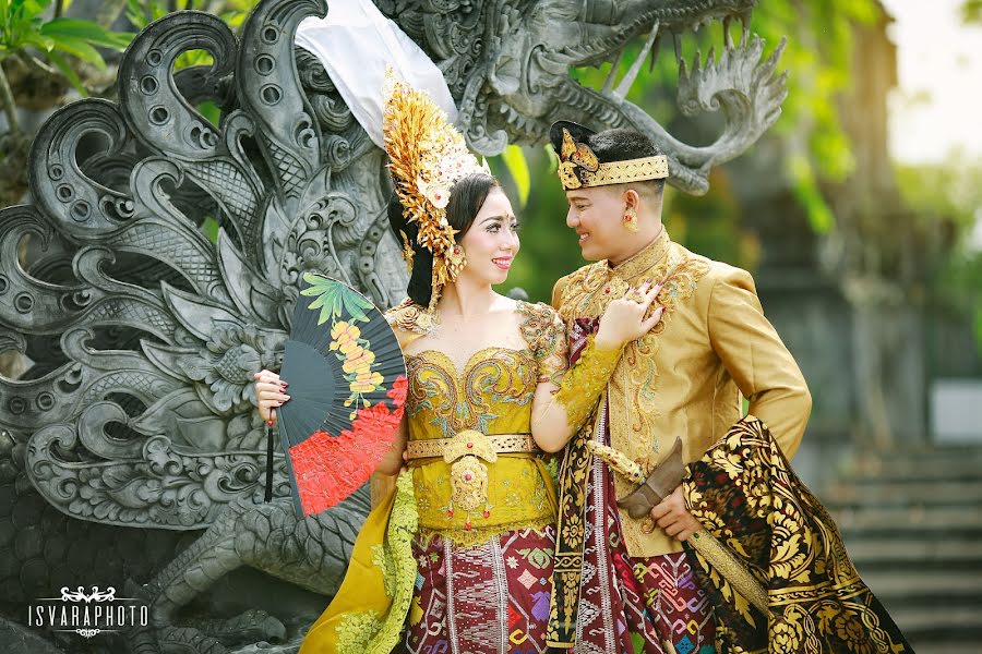 Bröllopsfotograf Putra Wijana Putu (poetuisvara). Foto av 29 maj 2020