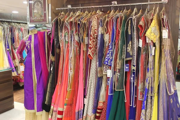 Puri Silk Emporium photo 