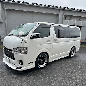 ハイエースバン KDH206V