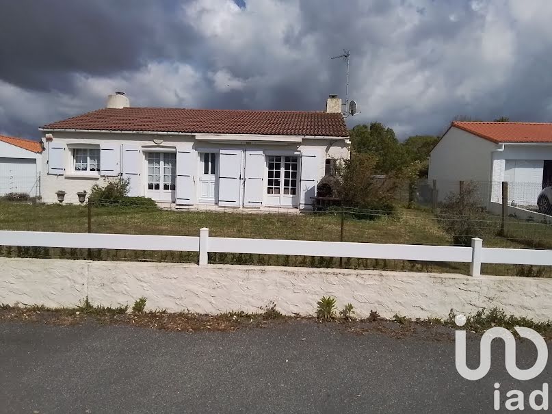 Vente maison 5 pièces 105 m² à La Chaize-Giraud (85220), 275 000 €