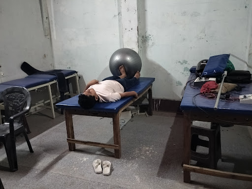 मिनाक्षी आरोग्य फिजियोथेरेपी क्लिनिक एण्ड रिहेब सेंटर — business photo 9