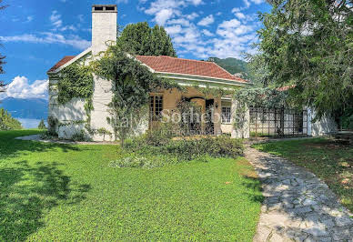 Villa avec piscine et jardin 2