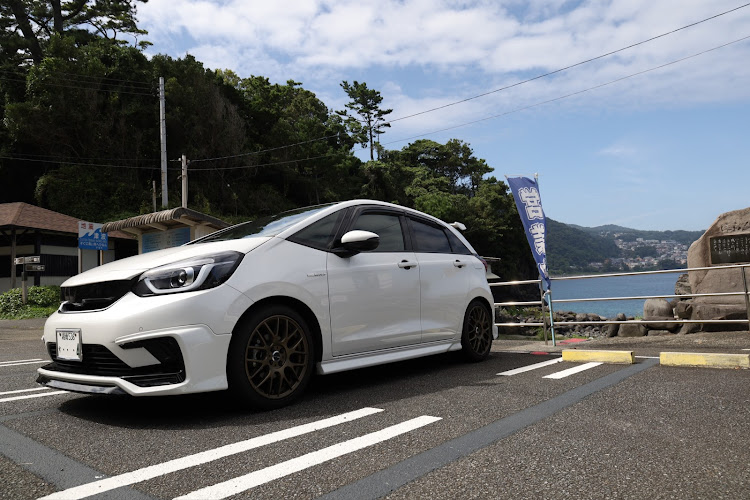 フィットの無限MUGEN・ワークエモーションM8R・大室山・城ヶ崎海岸・ドライブに関するカスタム事例の投稿画像9枚目