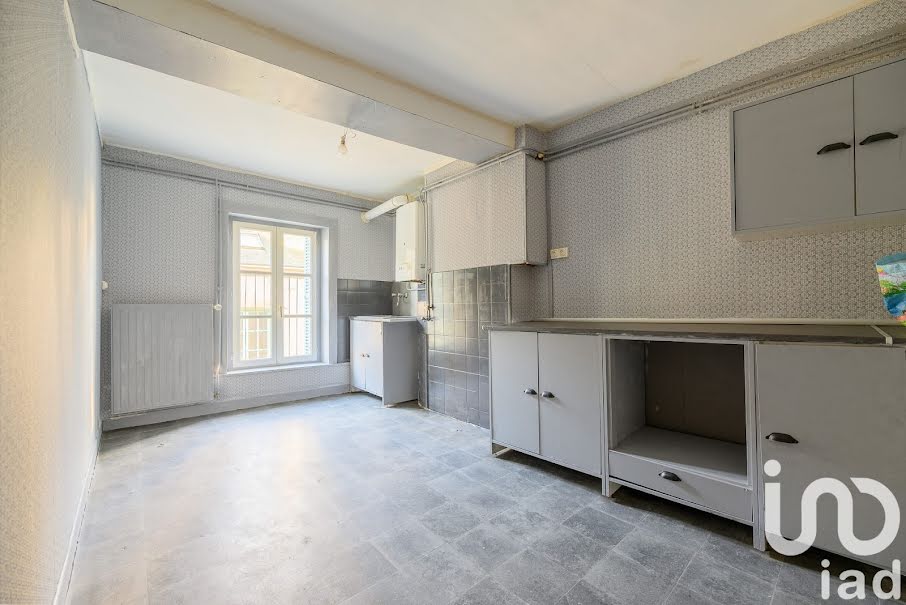 Vente appartement 5 pièces 98 m² à Sedan (08200), 45 000 €