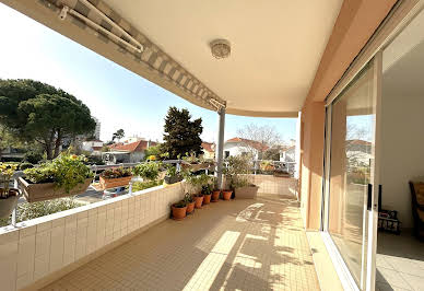 Apartment with terrace 6