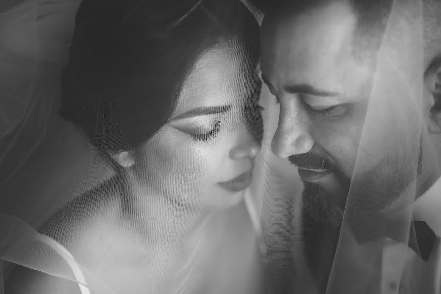 Fotografo di matrimoni Cristi Rusu (mosaiquestudio). Foto del 21 luglio 2022