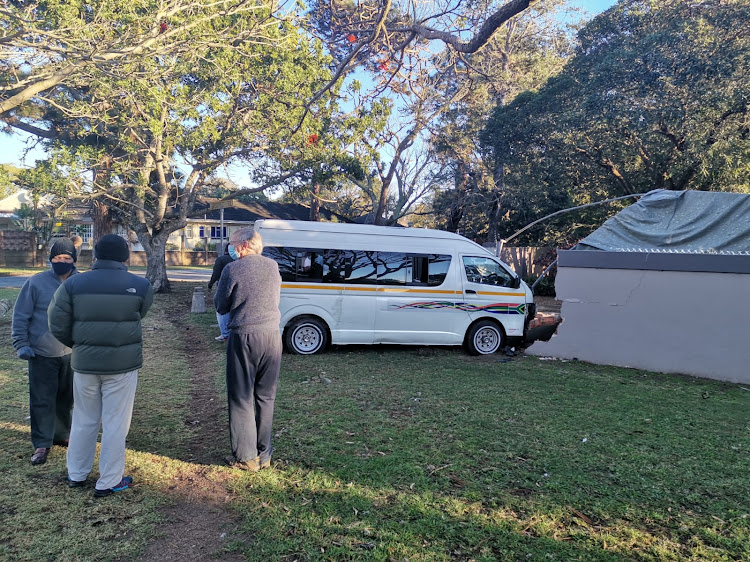 A taxi smashed into the boundary wall of a house after colliding with another car in Walmer on Wednesday morning.