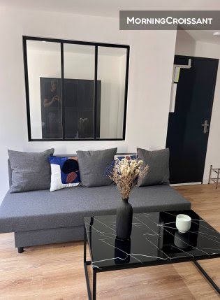 Location meublée appartement 2 pièces 34 m² à Marseille 1er (13001), 1 350 €