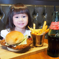 Juicy Burger 朱熹漢堡(台南開山店)