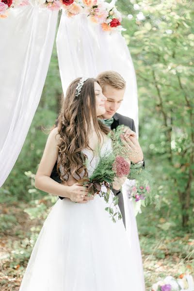 Wedding photographer Olga Mikulskaya (mikulskaya). Photo of 8 October 2017