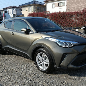 C-HR NGX50