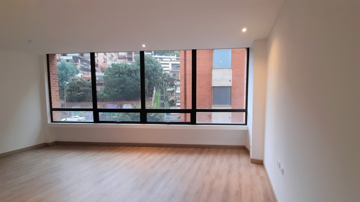 Apartamento En Venta - El Refugio, Bogota