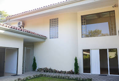 House with garden and terrace 7