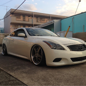 G37