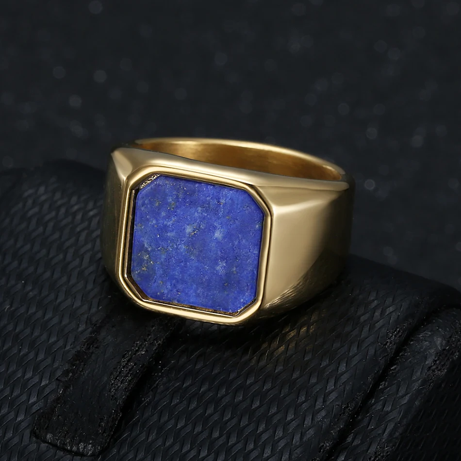 Bague homme en acier titane et gemme naturelle, mode et personnalité. Un bijou durable et stylé pour affirmer votre caractère unique.