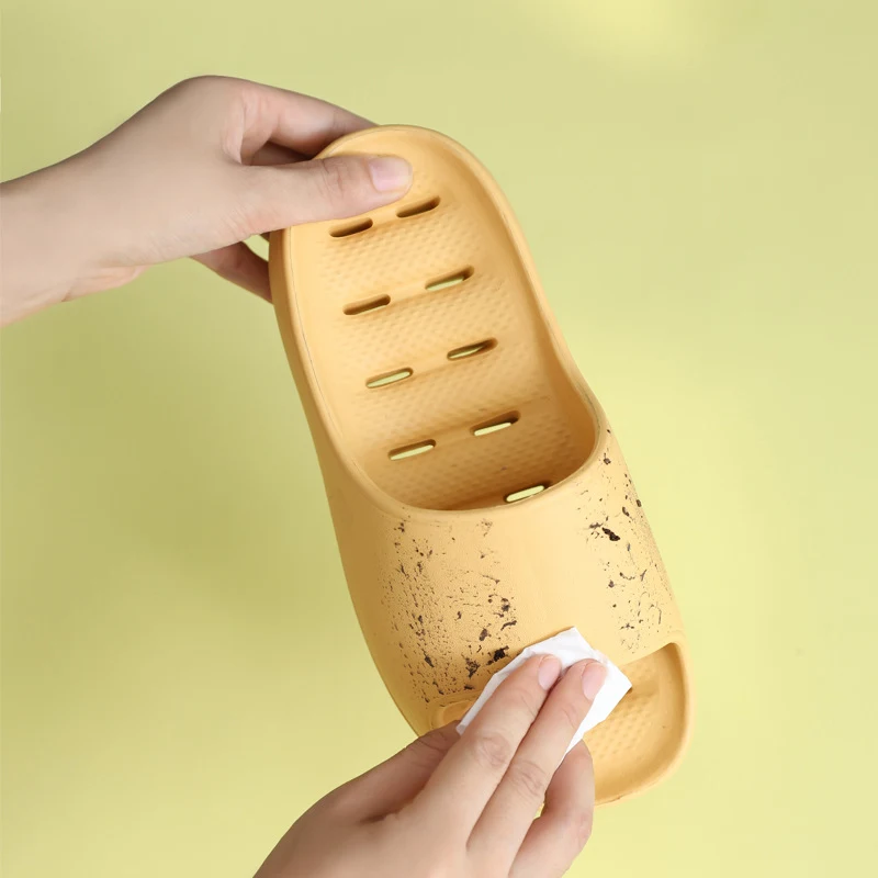 Zachte, lekvrije, dikke slippers voor thuisbadkamer, antislip, voor comfort en veiligheid in huis.