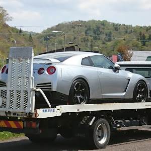 NISSAN GT-R R35