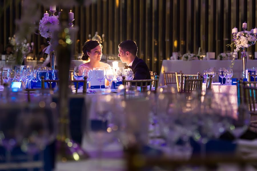 Fotógrafo de casamento Andrei Stefan (inlowlight). Foto de 17 de janeiro 2019