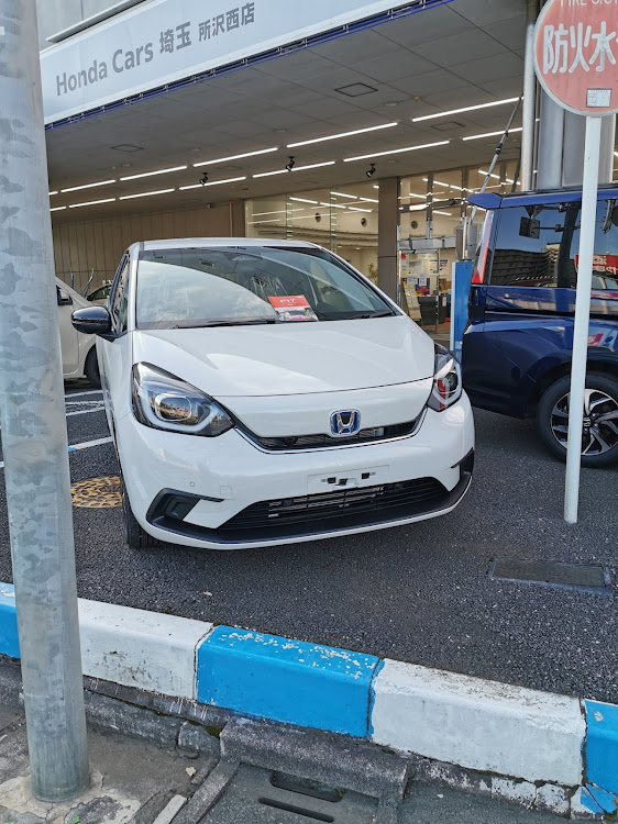 グレイスの自宅の駐車場・ホンダのディーラー・マーケットシティ所沢の屋上駐車場に関するカスタム事例の投稿画像21枚目