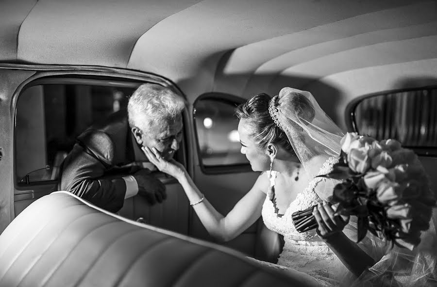 Jurufoto perkahwinan Lucas  Alexandre Souza (lucassouza). Foto pada 28 Oktober 2015
