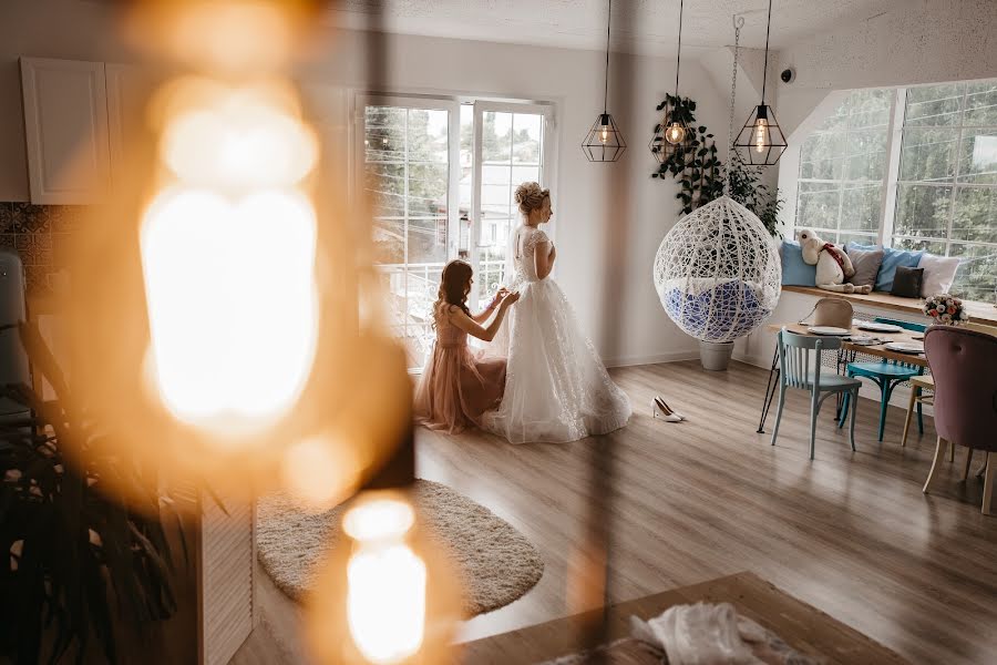 Wedding photographer Marina Maslova (marinaaamaslova). Photo of 1 October 2019