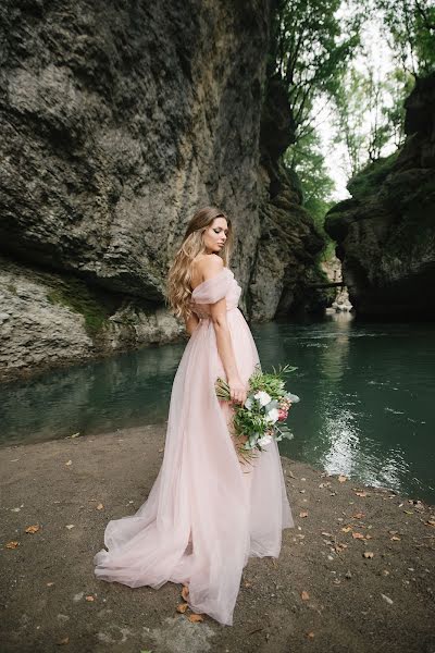 Fotografo di matrimoni Elena Shevacuk (shevatcukphoto). Foto del 18 aprile 2017