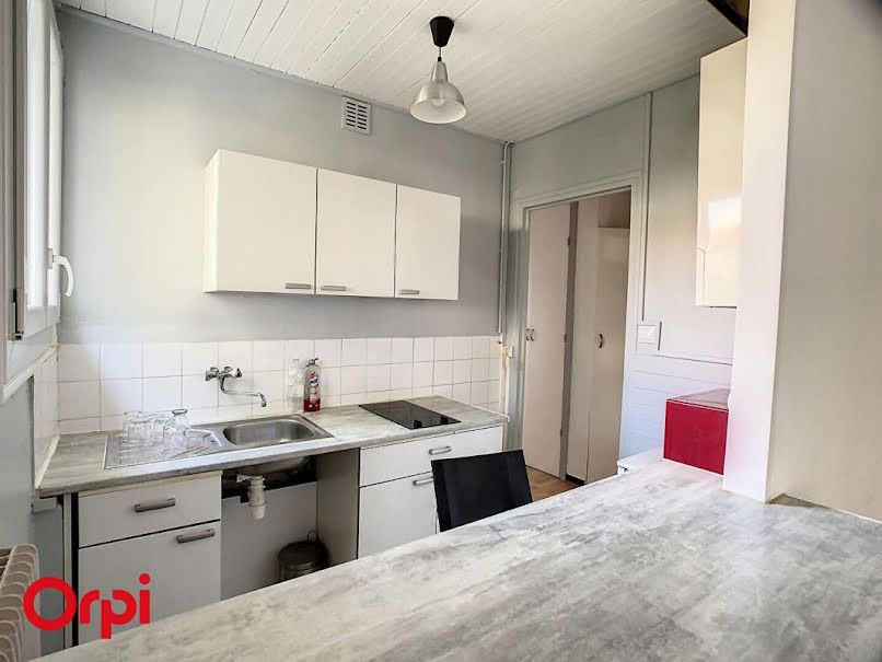 Location meublée appartement 2 pièces 35 m² à Perpignan (66000), 461 €