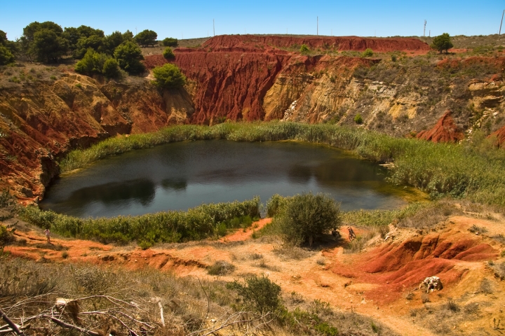 Ex miniera di Bauxite di ceppo