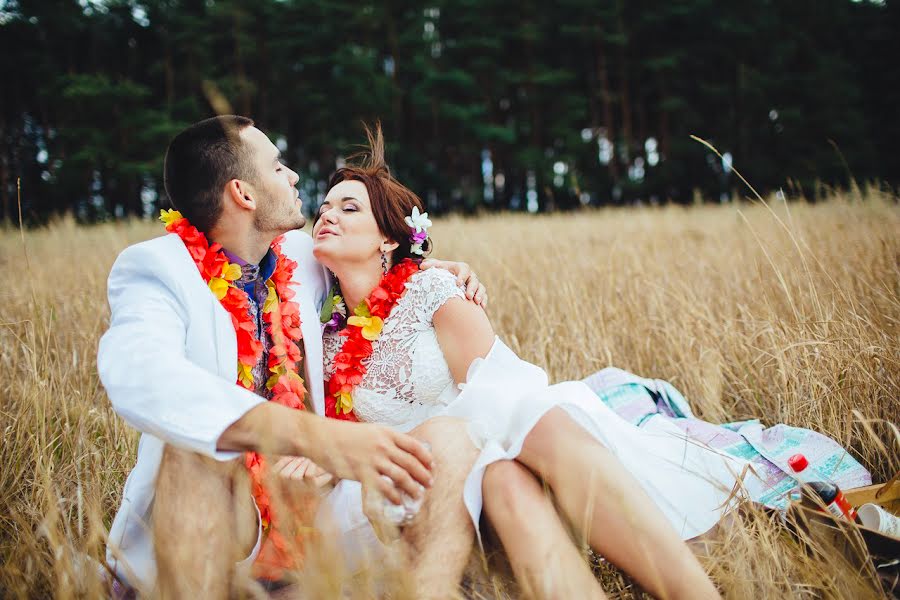 Wedding photographer Valentina Bykova (vabik). Photo of 26 March 2016