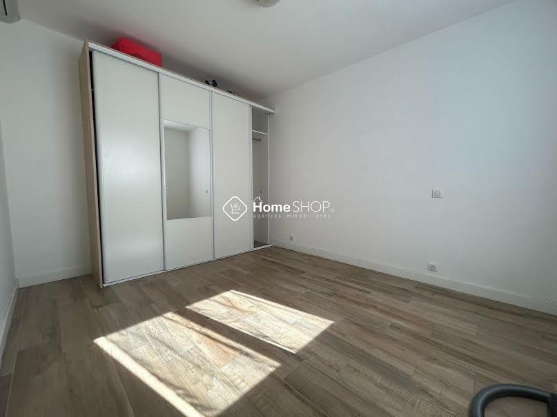 Location  appartement 2 pièces 40 m² à Vitrolles (13127), 1 030 €