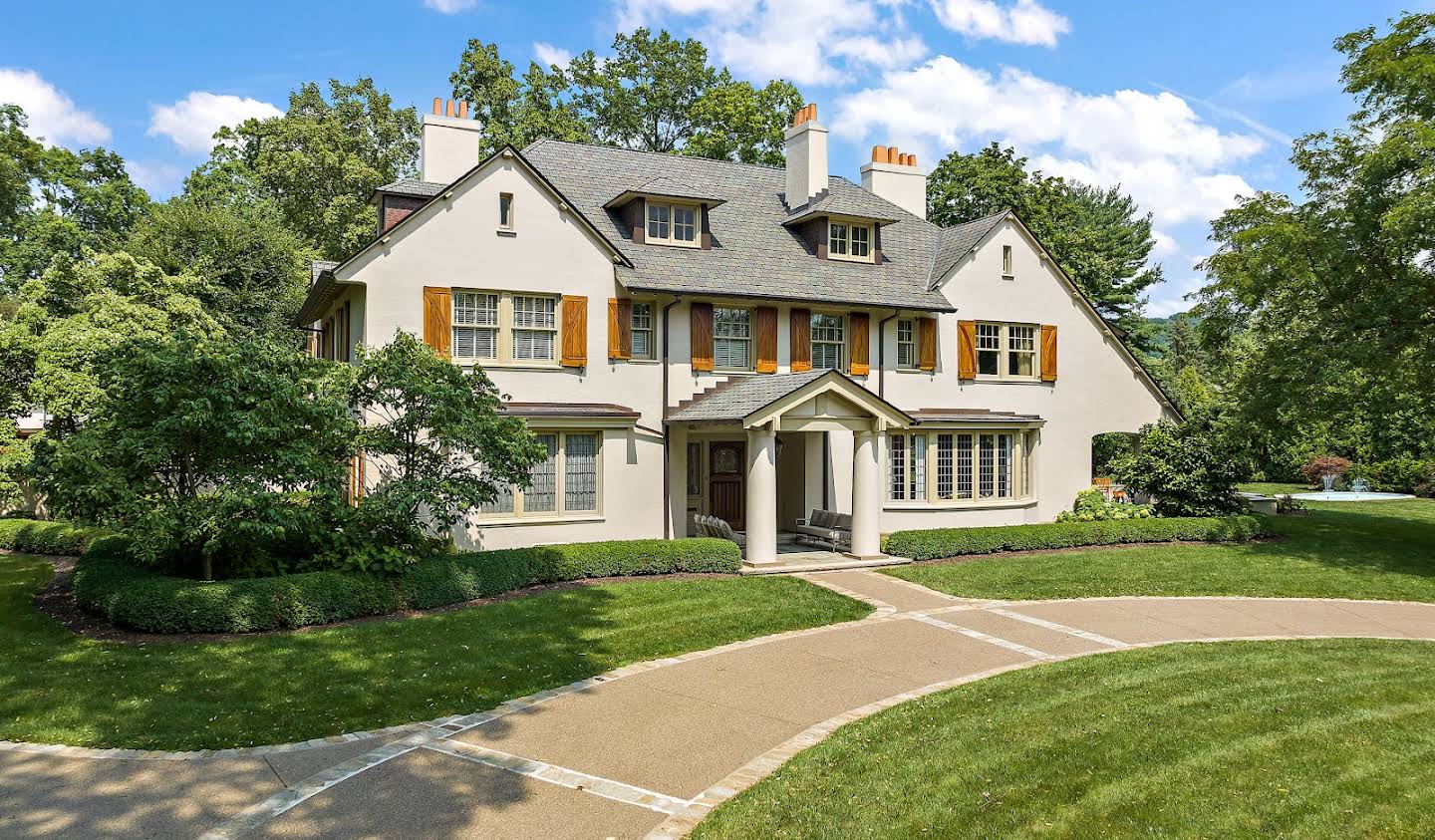 House with garden and terrace Sewickley