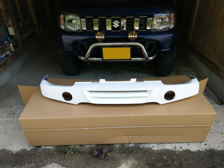 ジムニーのジムニー・バンパー交換・DIY・社外パーツに関するカスタム事例の投稿画像1枚目