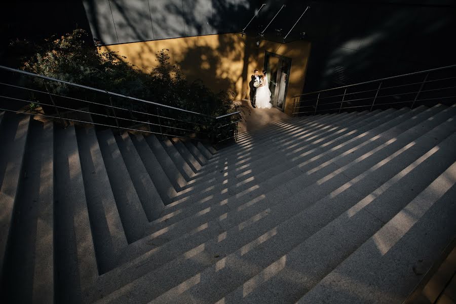 Fotógrafo de casamento Dmitriy Demskoy (kurnyavko). Foto de 2 de novembro 2021