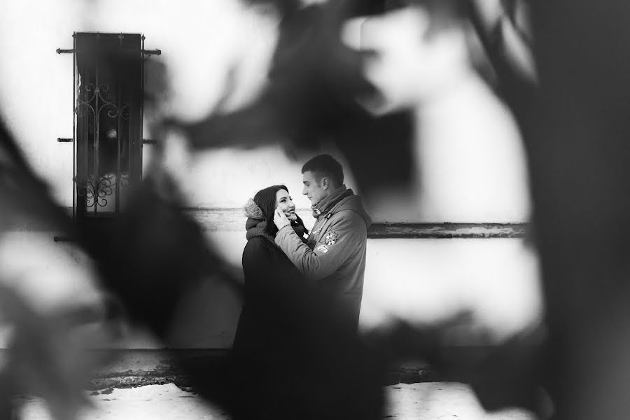 Wedding photographer Oleg Larchenko (larik908). Photo of 18 February 2015