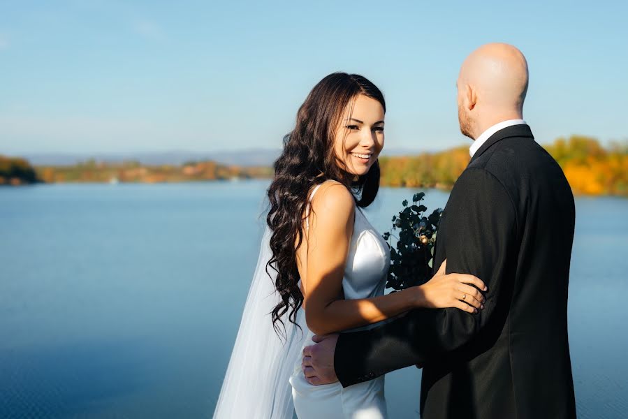 Fotografo di matrimoni Irina Miladinov (irinamiladinov). Foto del 19 novembre 2020