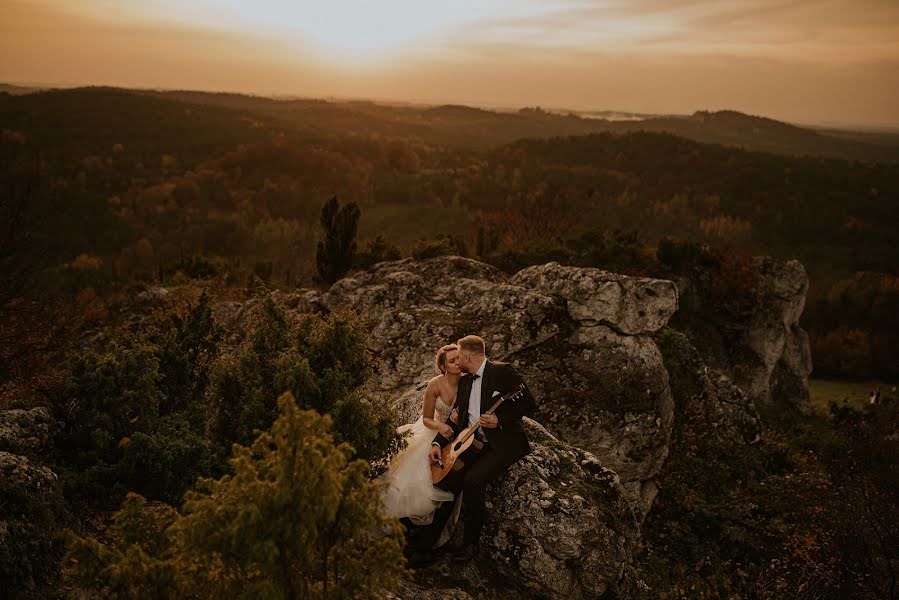 結婚式の写真家Damian Niedźwiedź (inspiration)。2019 11月13日の写真