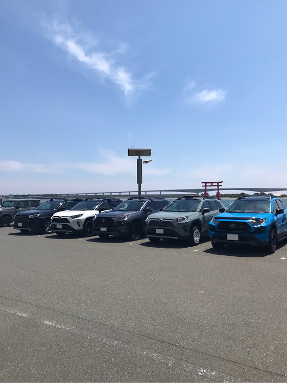 RAV4の北米仕様・#USDM・北米仕様RAV4・usdm繋がりに関するカスタム事例の投稿画像1枚目