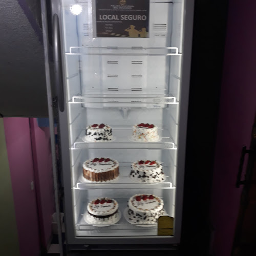 Opiniones de Sotano Cake Shop en Quito - Tienda de ultramarinos