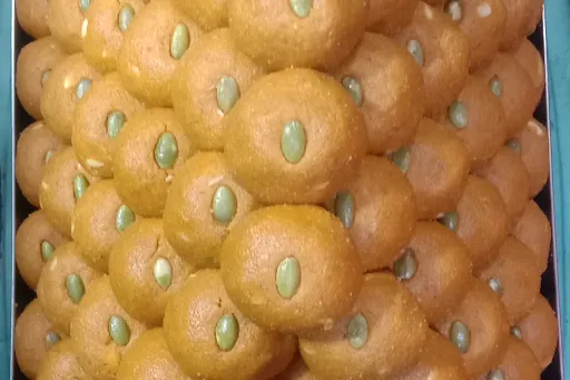 Besan Laddu