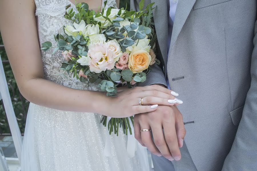 Fotografo di matrimoni Uliana Kosianczuk (jylifot). Foto del 4 febbraio 2020