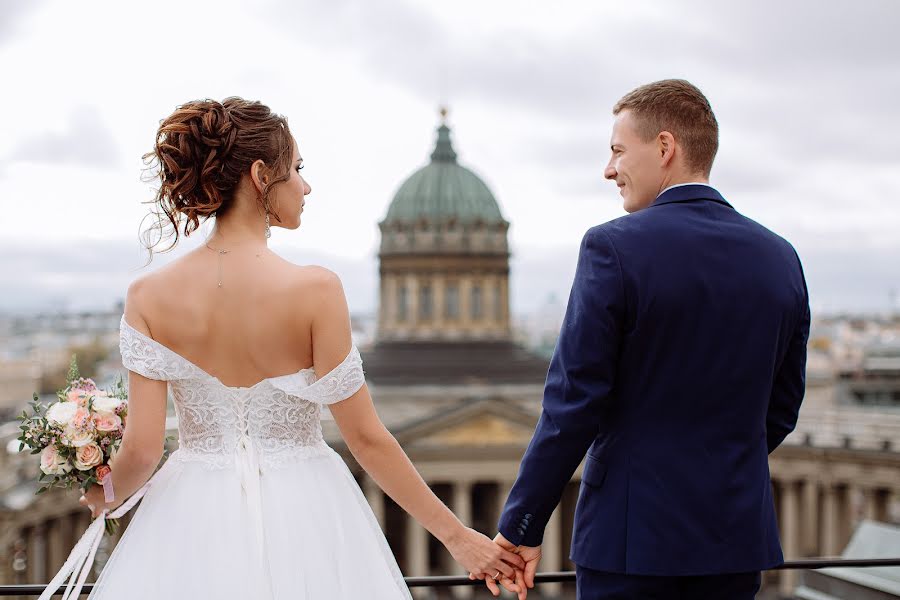 Wedding photographer Oksana Martynova (oksanamartynova). Photo of 21 March 2022