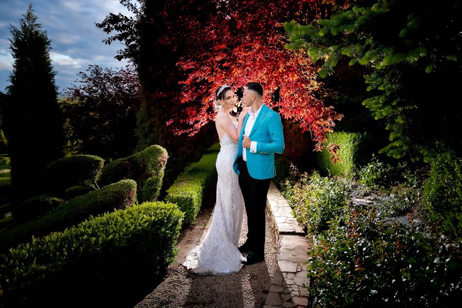 Fotografo di matrimoni Vaduva Adelin-Ionut (infinitemoments). Foto del 5 maggio