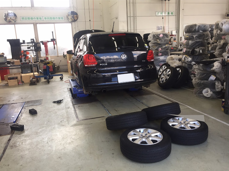 ポロのドライブ・12ヶ月点検・相方のクルマ選び・Polo TSI R-Lineに関するカスタム事例の投稿画像1枚目