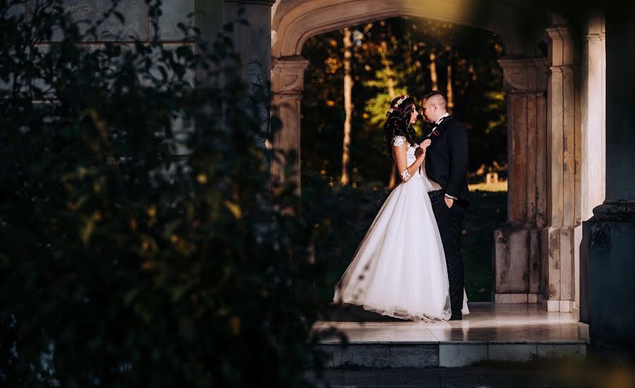 Fotógrafo de casamento Adrian Craciunescul (craciunescul). Foto de 15 de outubro 2018