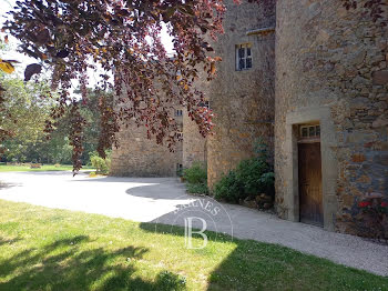 château à Saint-Laurent-sur-Sèvre (85)