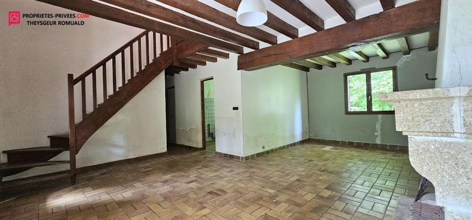 Vente maison 6 pièces 140 m² à Egreville (77620), 140 000 €