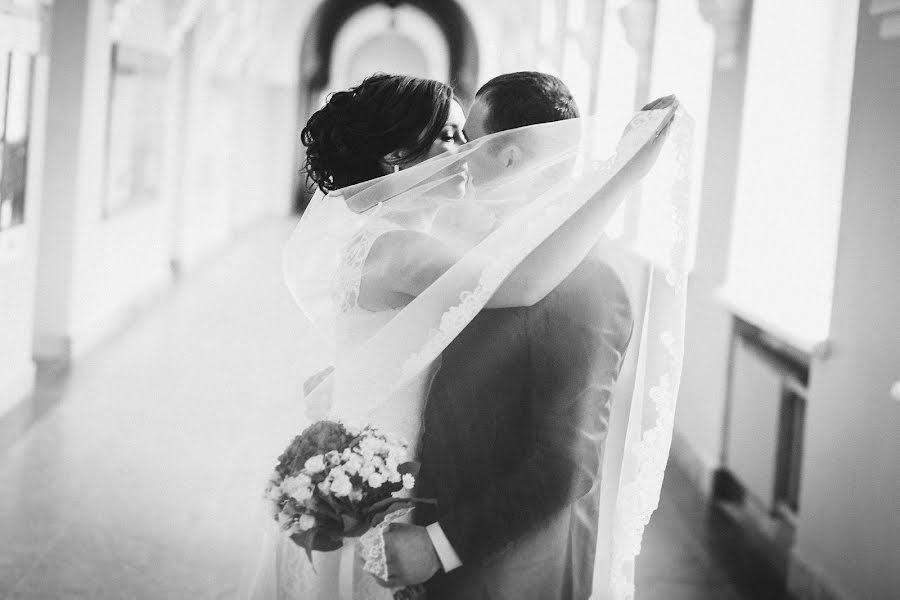 Photographe de mariage Pavel Omelchenko (omelchenko). Photo du 16 décembre 2015