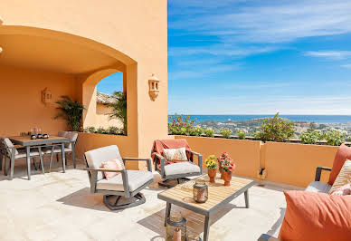 Appartement avec terrasse et piscine 7