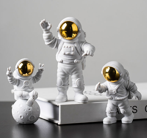 Title 8, Car Small Ornaments and Cute Astronaut Interior...
