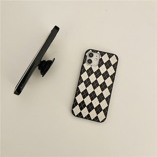 Title 3, Checkerboard Grid Heart Bracket Silicone Protec...